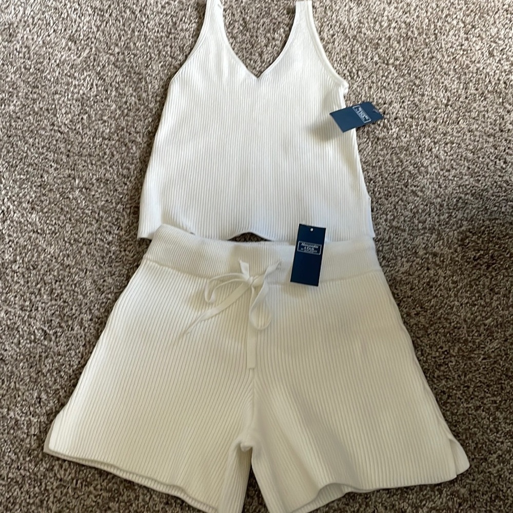 Abercrombie matching sweater set